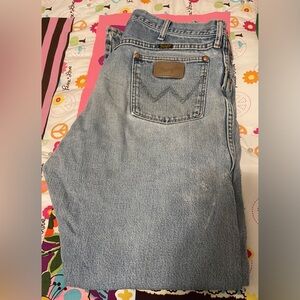 FADED DENIM WRANGLER JEANS SIZE 40x32 - GREAT WORK JEANS W/ A FEW SPOTS/HOLES